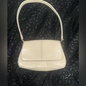Liz Claiborne vintage Elegant Cream Crocodile-Embossed Women's Bag